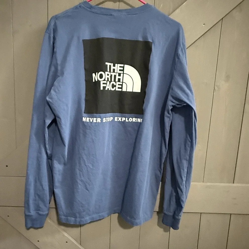 The Northface Men's Long Sleeve Blue Shirt Large - Never Stop Exploring Design